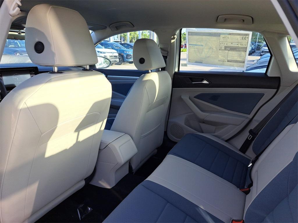 new 2025 Volkswagen Jetta car