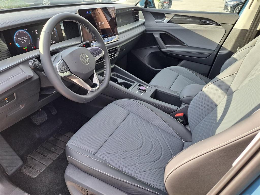 new 2025 Volkswagen Tiguan car, priced at $34,071