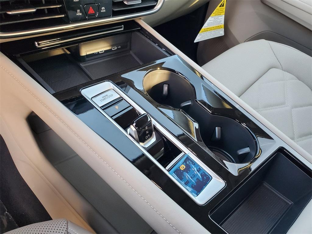 new 2025 Volkswagen Atlas car, priced at $42,148