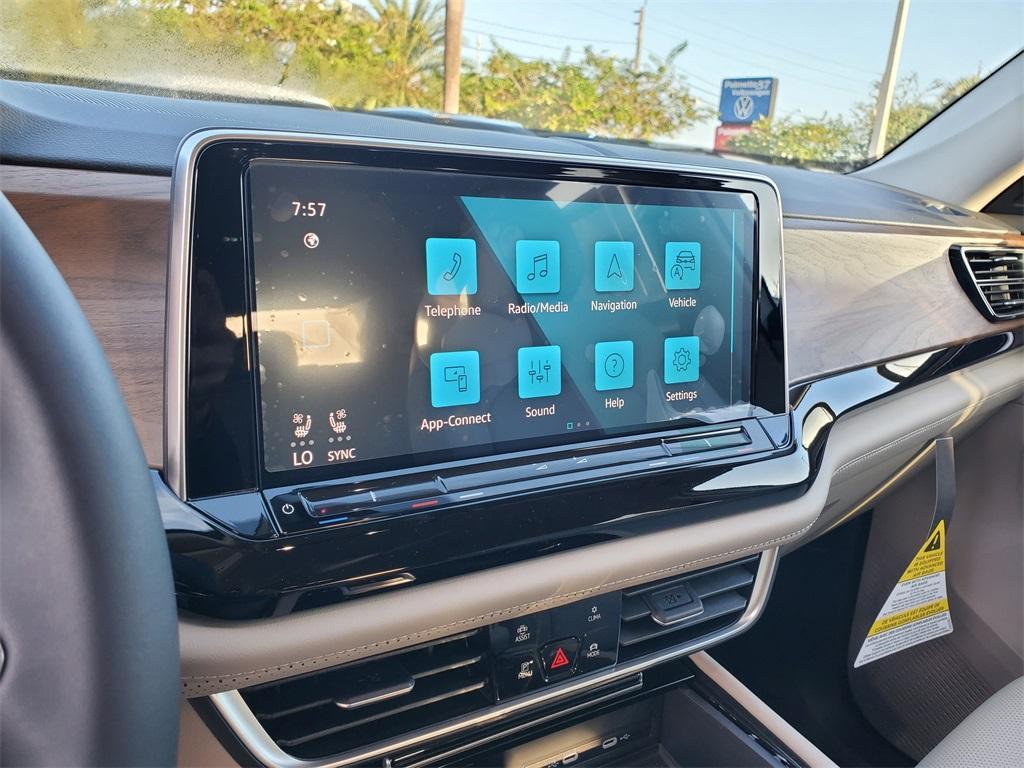 new 2025 Volkswagen Atlas car, priced at $42,148