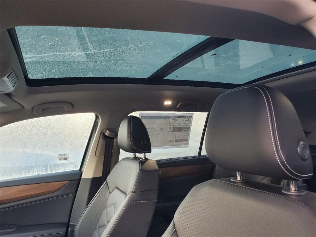 new 2025 Volkswagen Atlas car, priced at $41,325