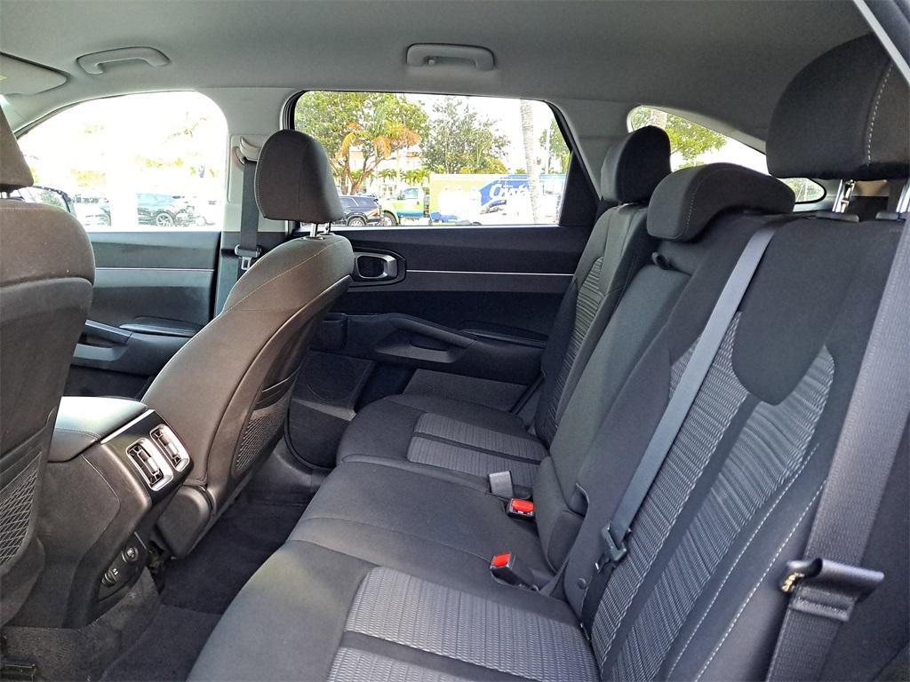 used 2023 Kia Sorento car, priced at $21,991