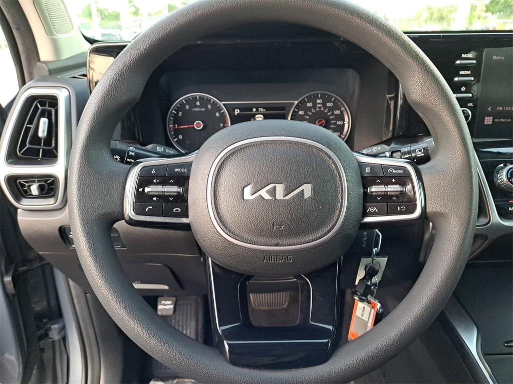 used 2023 Kia Sorento car, priced at $21,991