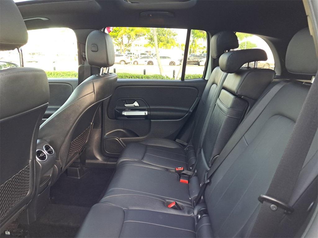 used 2022 Mercedes-Benz GLB 250 car, priced at $26,474