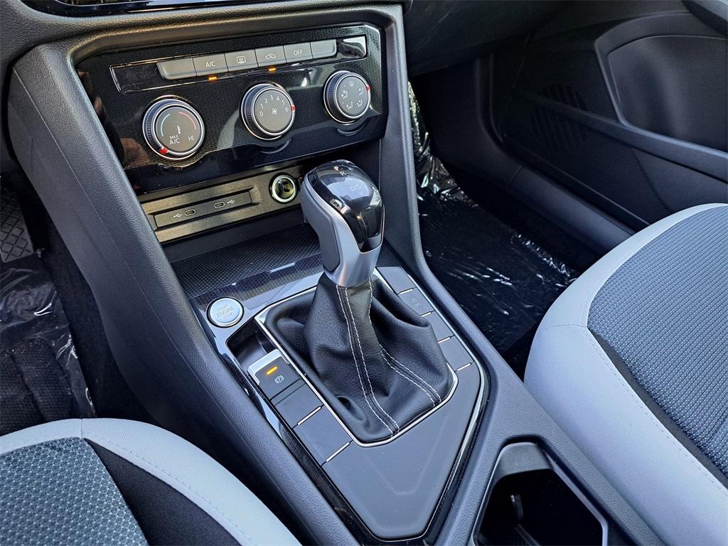 new 2025 Volkswagen Taos car, priced at $25,159