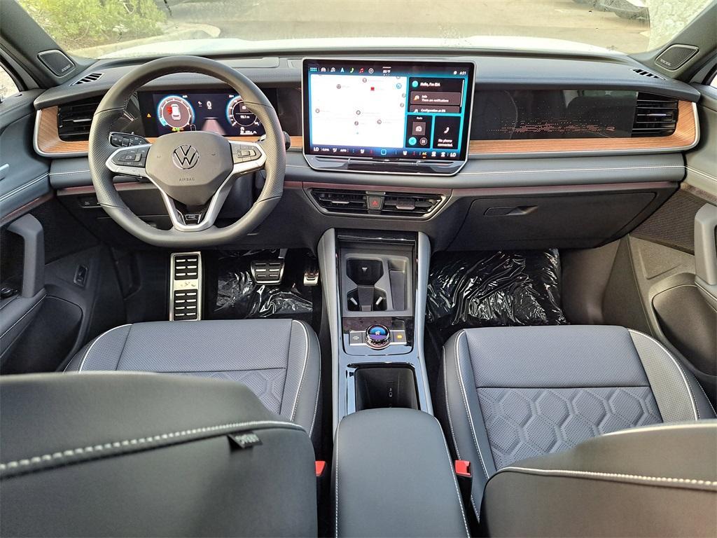 new 2025 Volkswagen Tiguan car, priced at $41,292