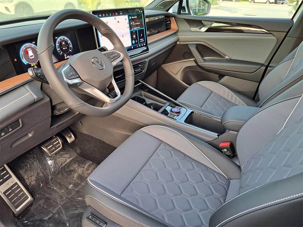 new 2025 Volkswagen Tiguan car, priced at $41,292