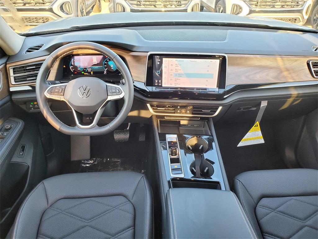 new 2025 Volkswagen Atlas car, priced at $41,064