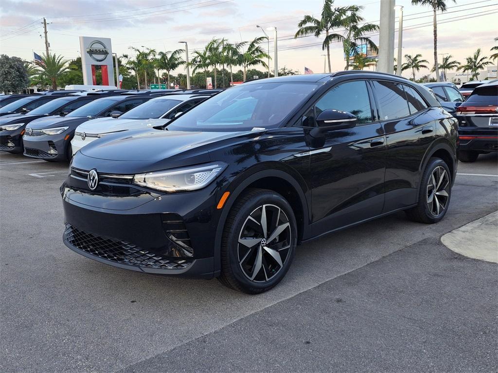 new 2025 Volkswagen ID.4 car, priced at $49,432