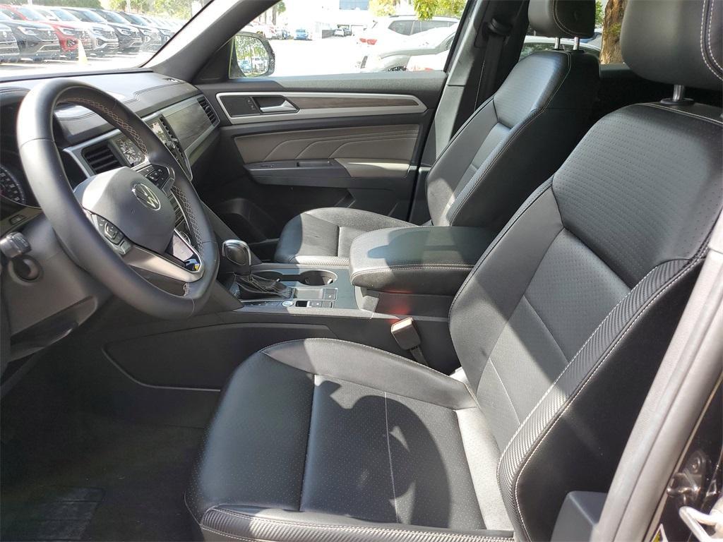 used 2021 Volkswagen Atlas Cross Sport car, priced at $18,491