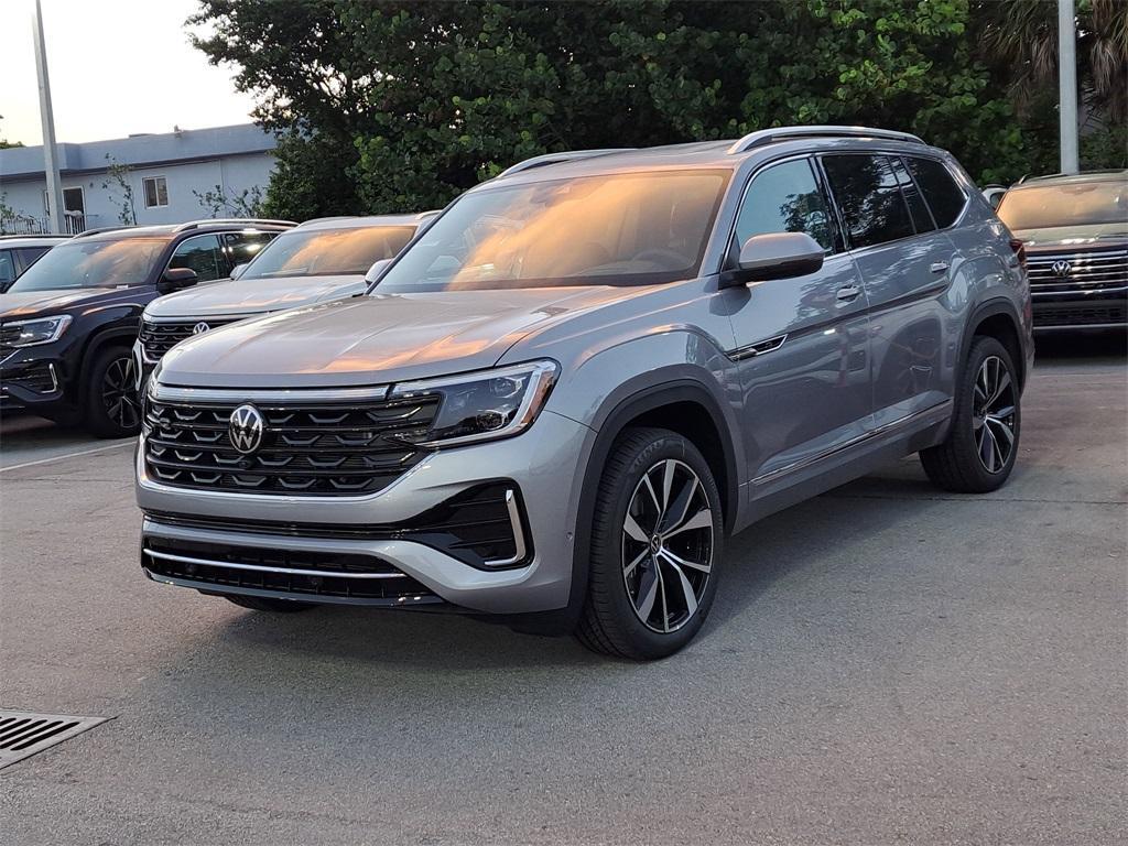 new 2025 Volkswagen Atlas car, priced at $49,766