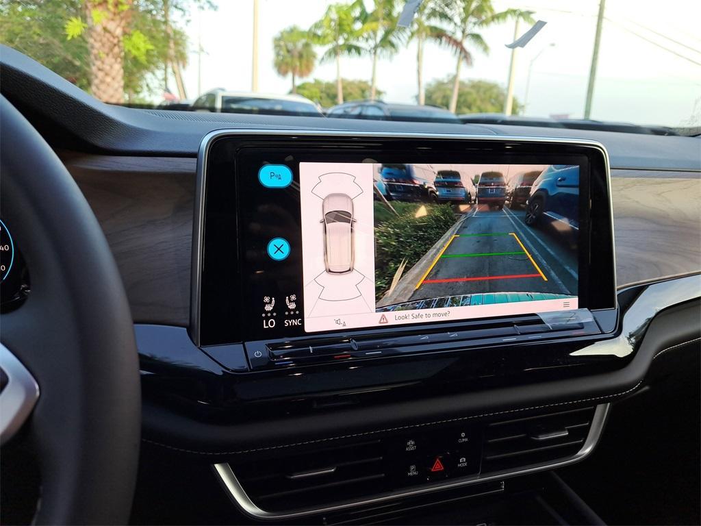 new 2025 Volkswagen Atlas car
