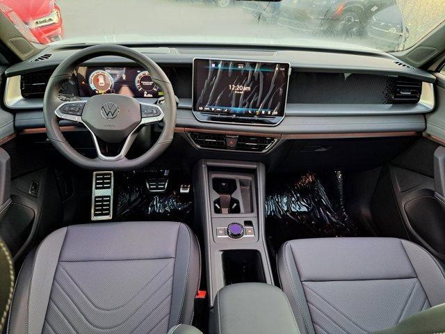 new 2025 Volkswagen Tiguan car, priced at $37,118