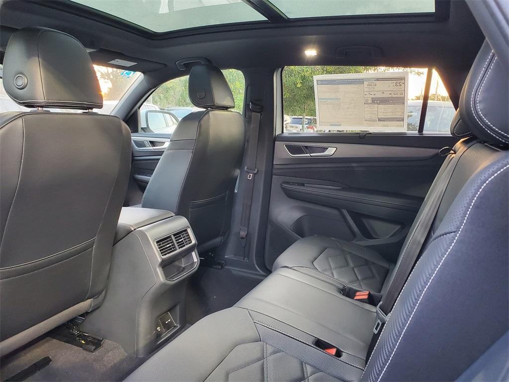 new 2025 Volkswagen Atlas Cross Sport car, priced at $43,764