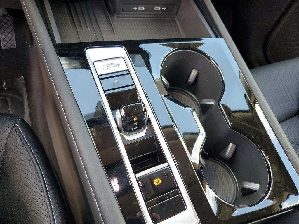new 2025 Volkswagen Atlas car, priced at $40,466