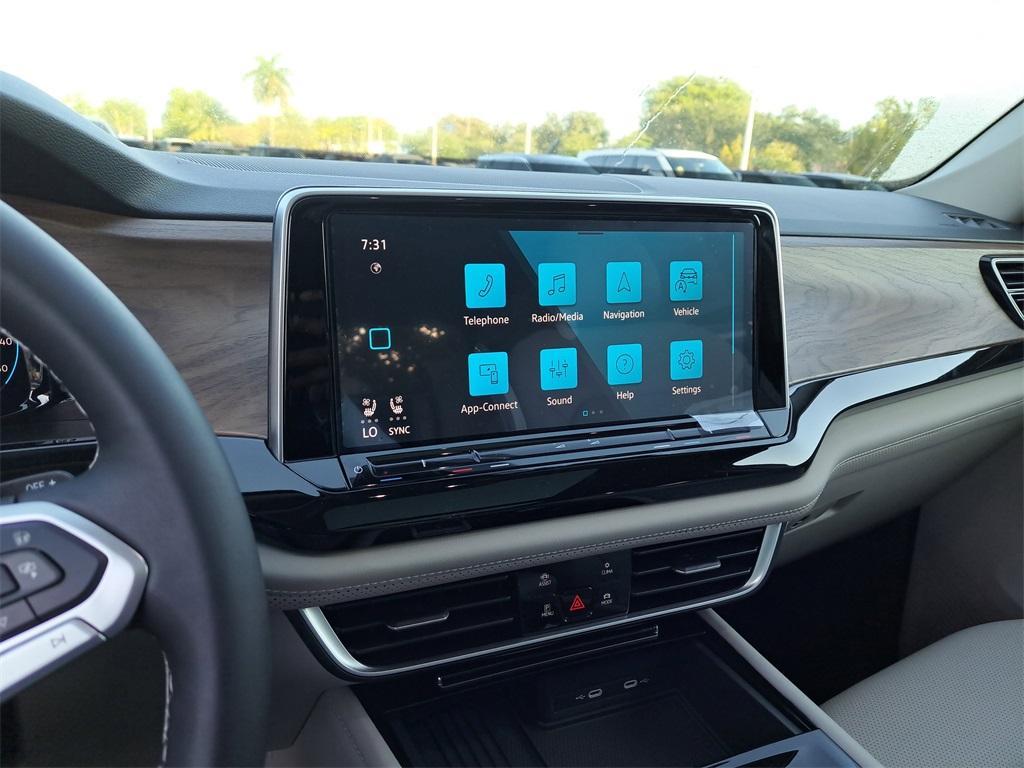 new 2025 Volkswagen Atlas car, priced at $41,584