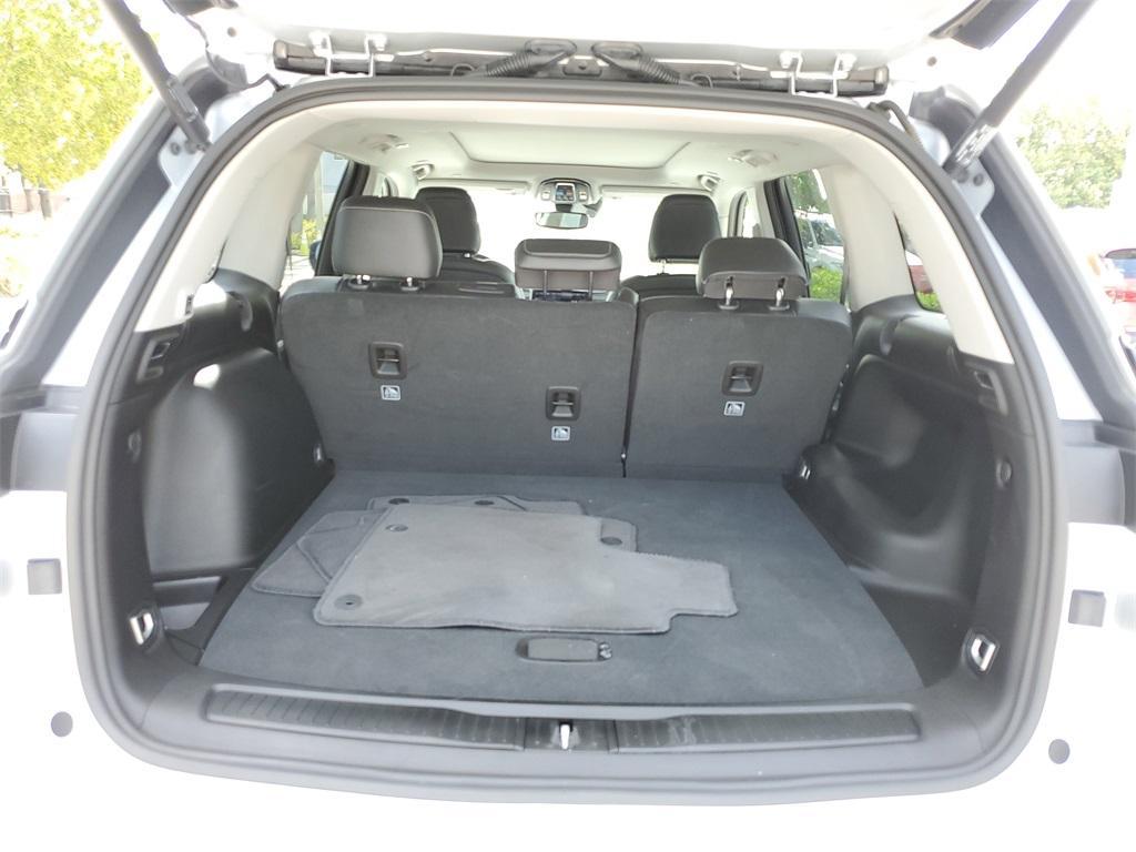 used 2024 Jeep Grand Cherokee car, priced at $34,115