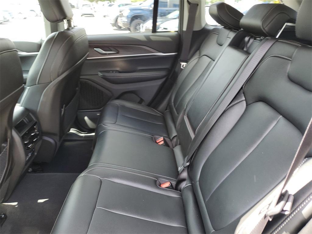 used 2024 Jeep Grand Cherokee car, priced at $34,115