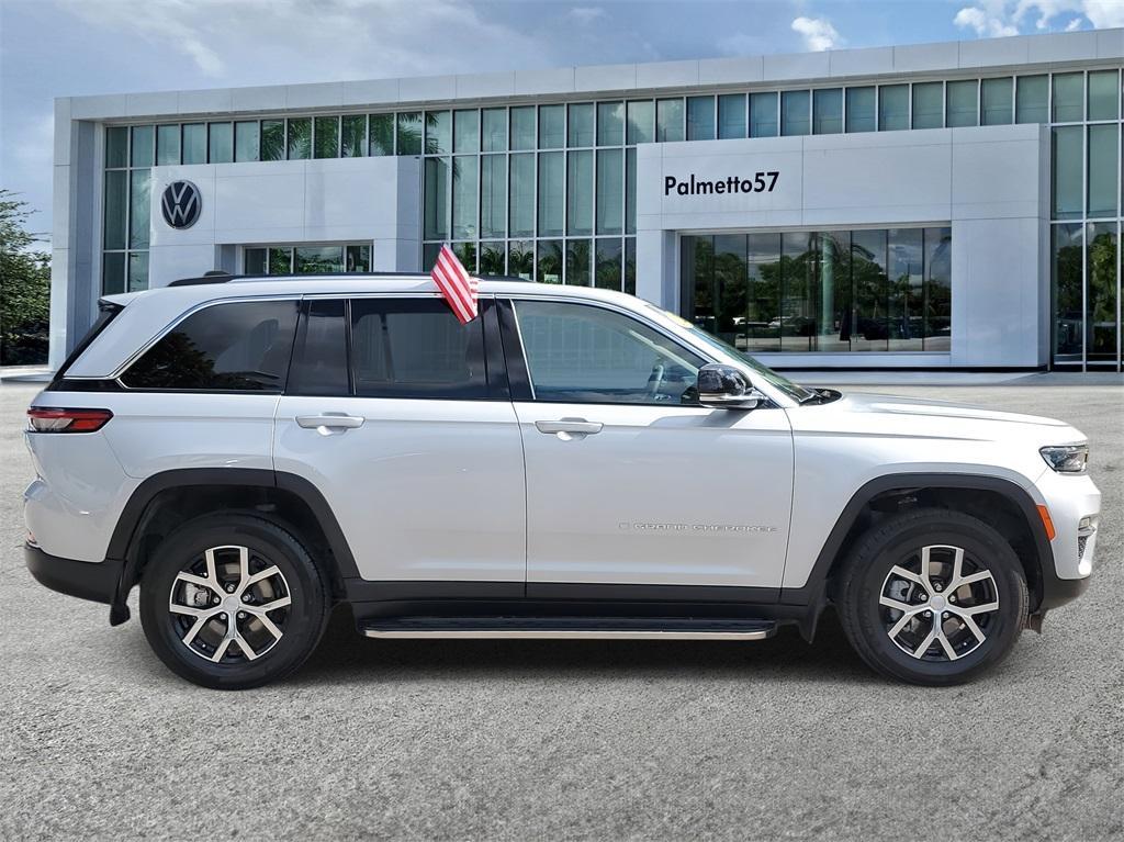 used 2024 Jeep Grand Cherokee car, priced at $34,115