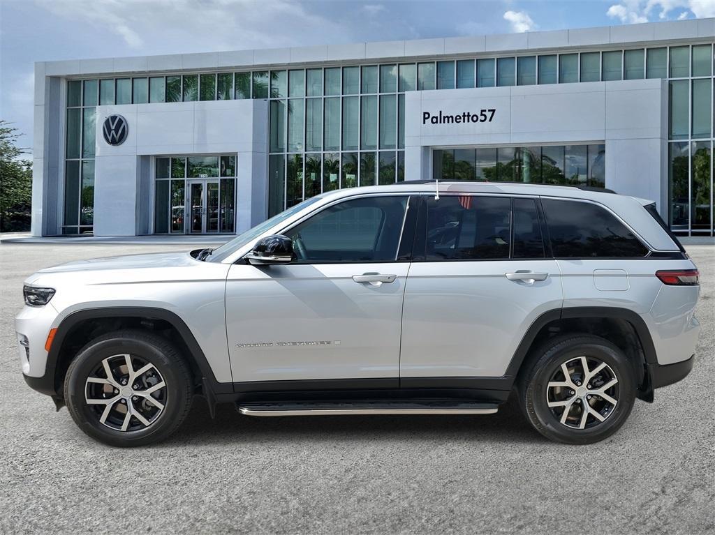 used 2024 Jeep Grand Cherokee car, priced at $34,115