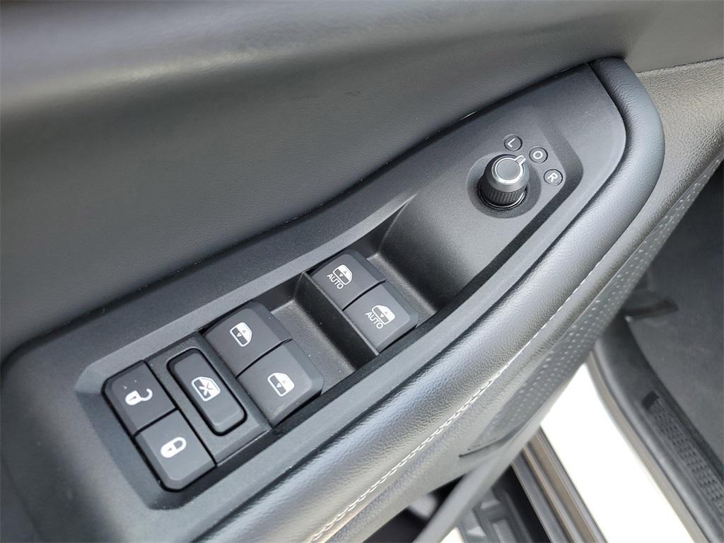 used 2024 Jeep Grand Cherokee car, priced at $34,115