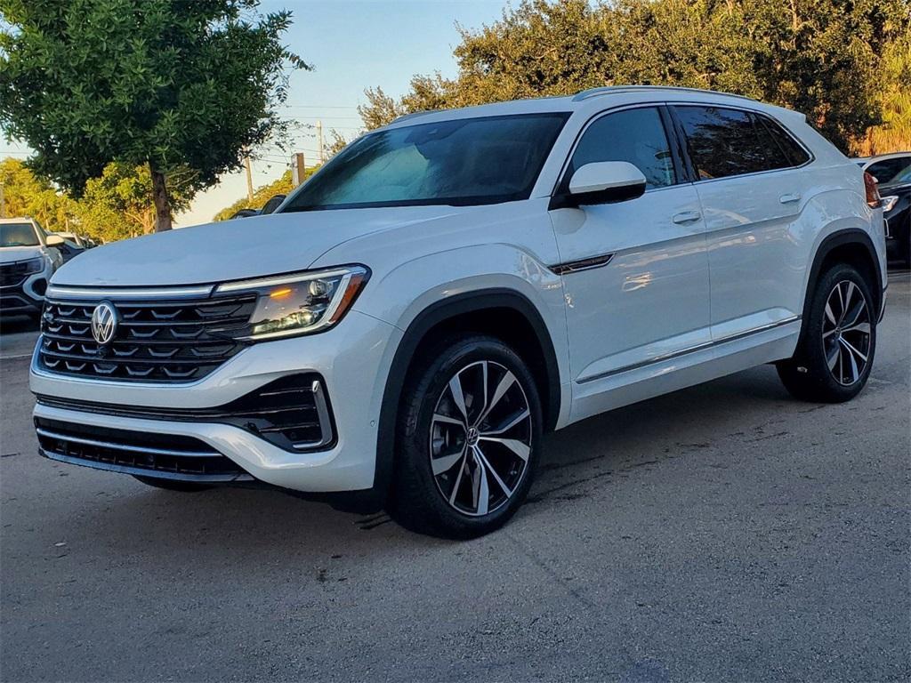 new 2025 Volkswagen Atlas Cross Sport car, priced at $52,129