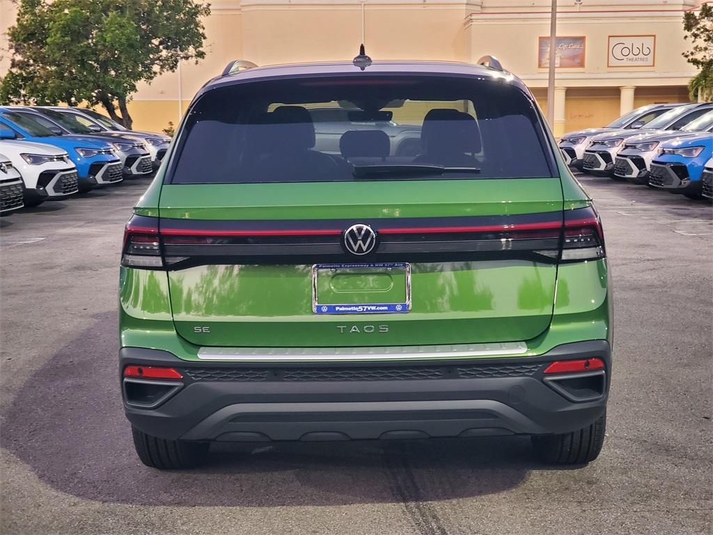 new 2025 Volkswagen Taos car