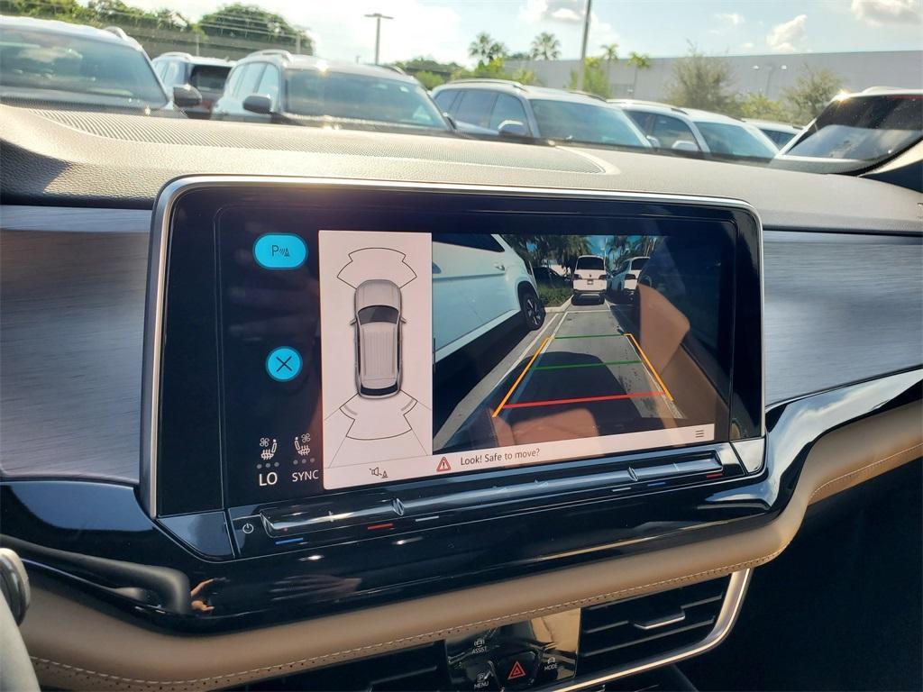 new 2025 Volkswagen Atlas Cross Sport car, priced at $41,925
