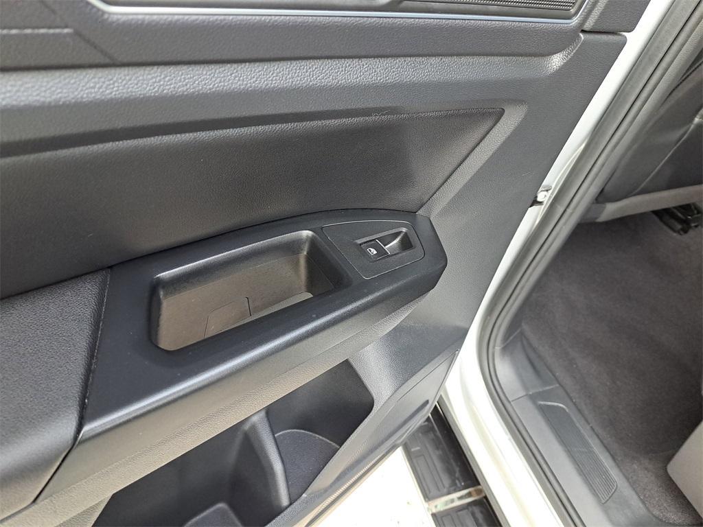 used 2019 Volkswagen Atlas car, priced at $18,004