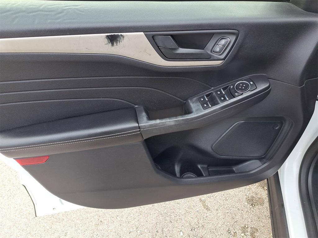 used 2021 Ford Escape car, priced at $13,499