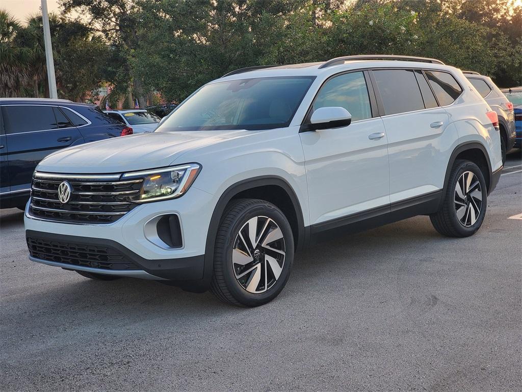new 2025 Volkswagen Atlas car, priced at $40,986