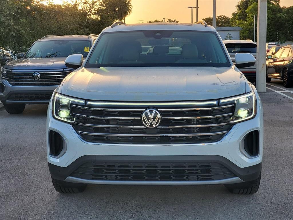 new 2025 Volkswagen Atlas car, priced at $40,986