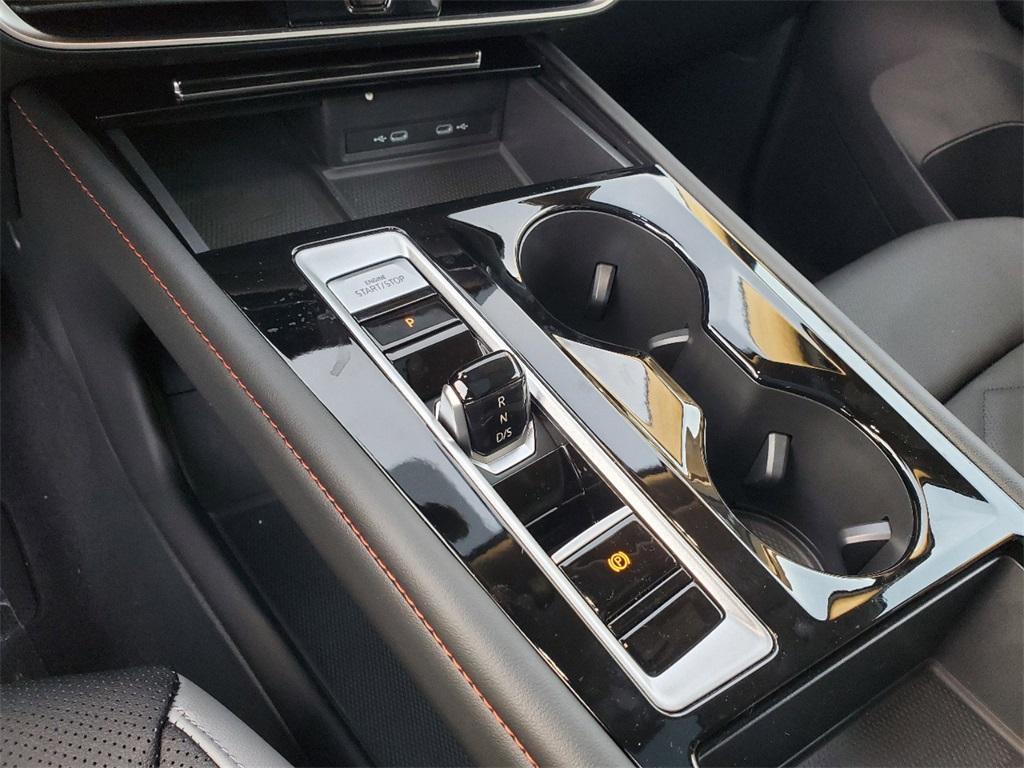 new 2025 Volkswagen Atlas car, priced at $45,837