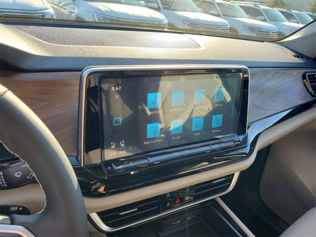 new 2025 Volkswagen Atlas car, priced at $41,923