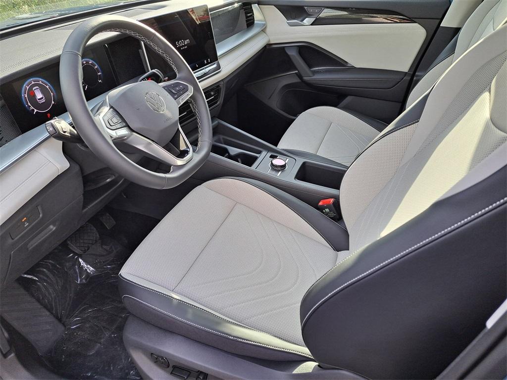 new 2025 Volkswagen Tiguan car, priced at $32,884