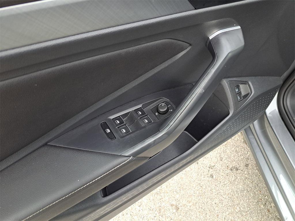 used 2023 Volkswagen Jetta car, priced at $17,122