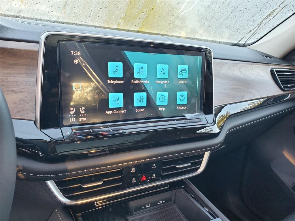 new 2025 Volkswagen Atlas car, priced at $42,096