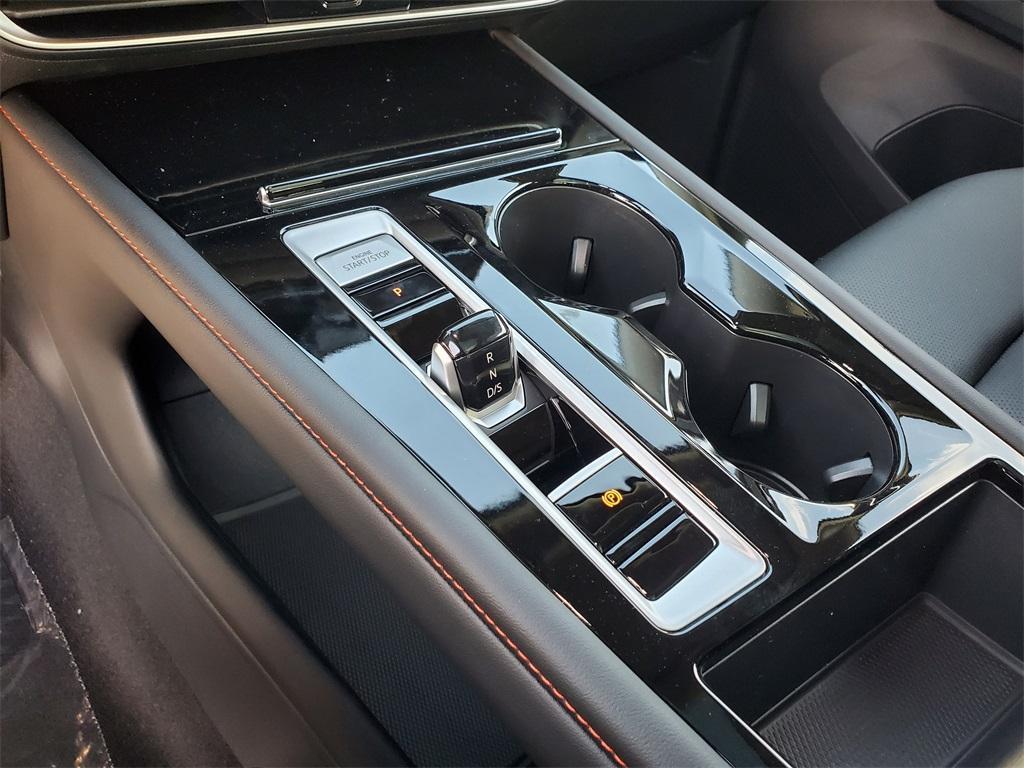 new 2025 Volkswagen Atlas car, priced at $47,834