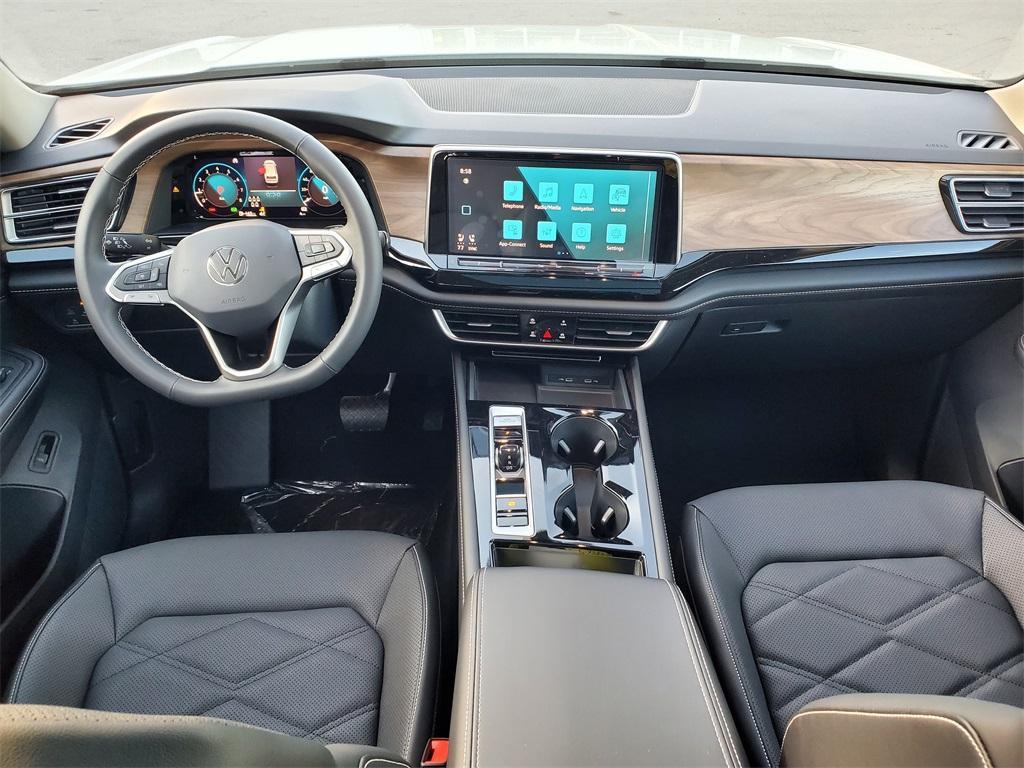 new 2025 Volkswagen Atlas car, priced at $40,986