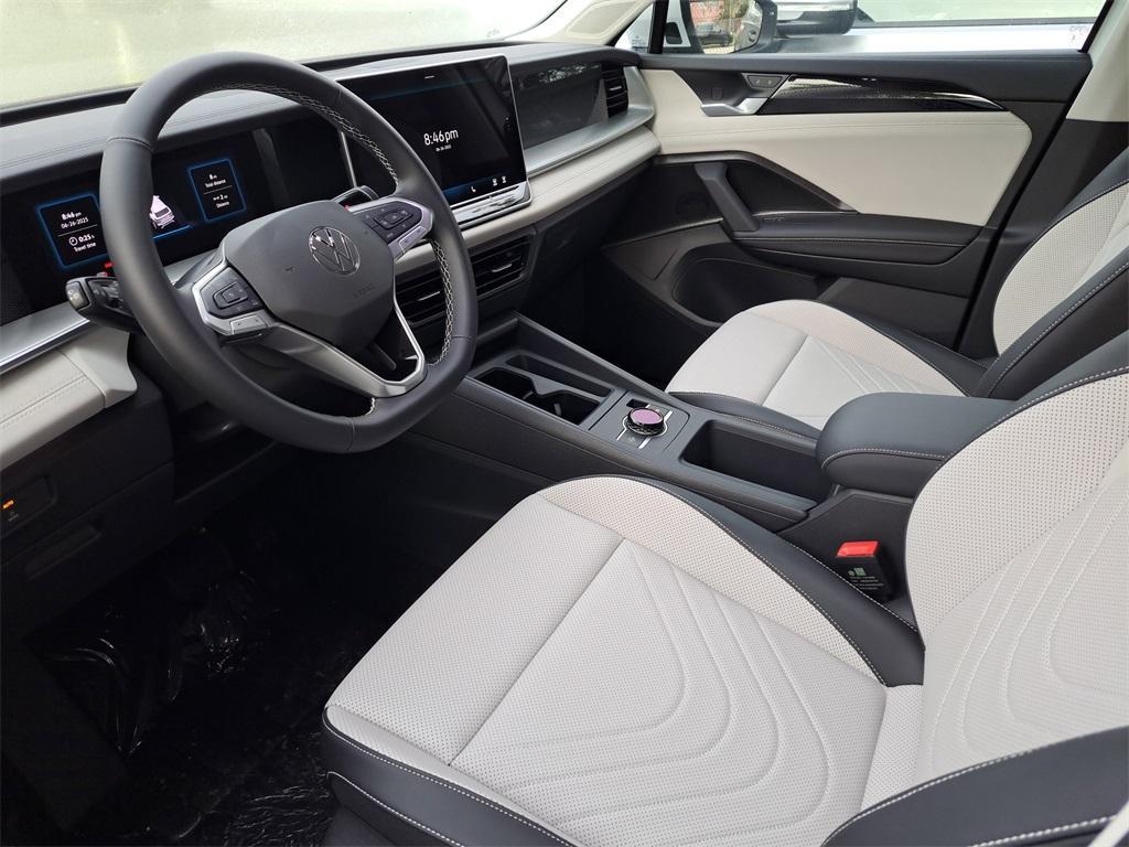 new 2025 Volkswagen Tiguan car, priced at $33,634