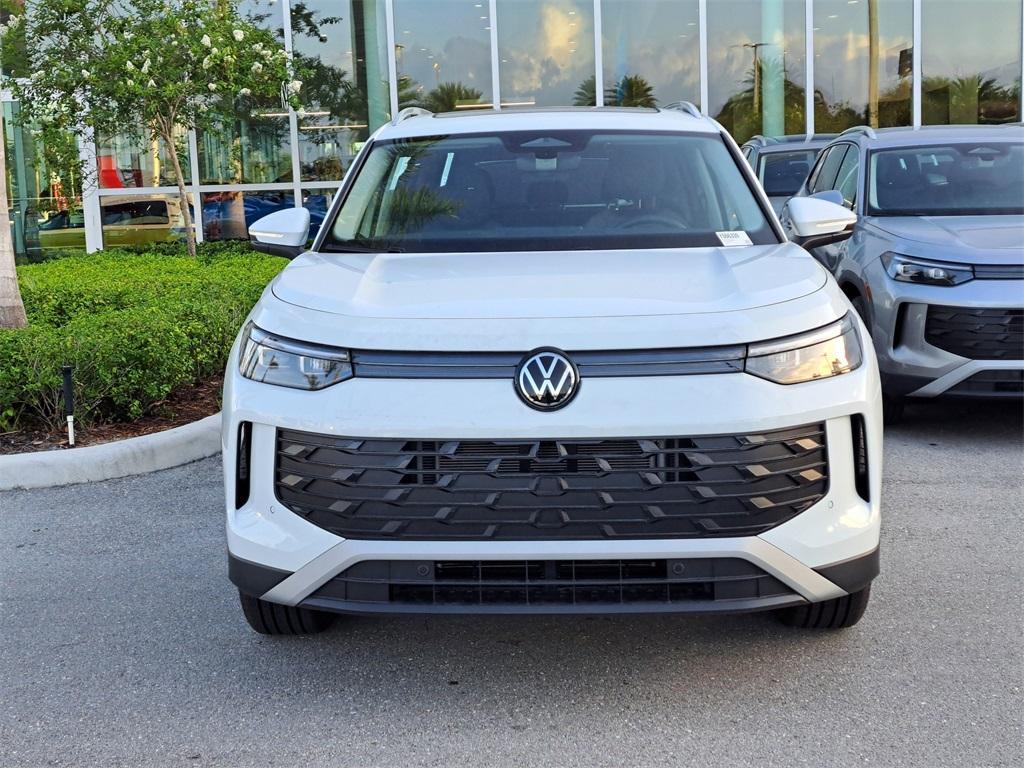 new 2025 Volkswagen Tiguan car, priced at $33,634
