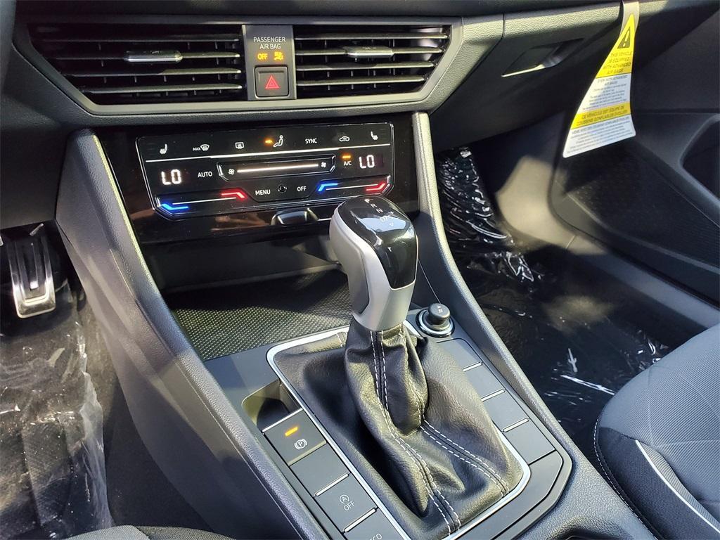 new 2025 Volkswagen Jetta car, priced at $23,512