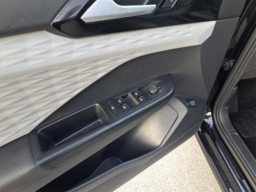 used 2023 Volkswagen Taos car, priced at $19,650