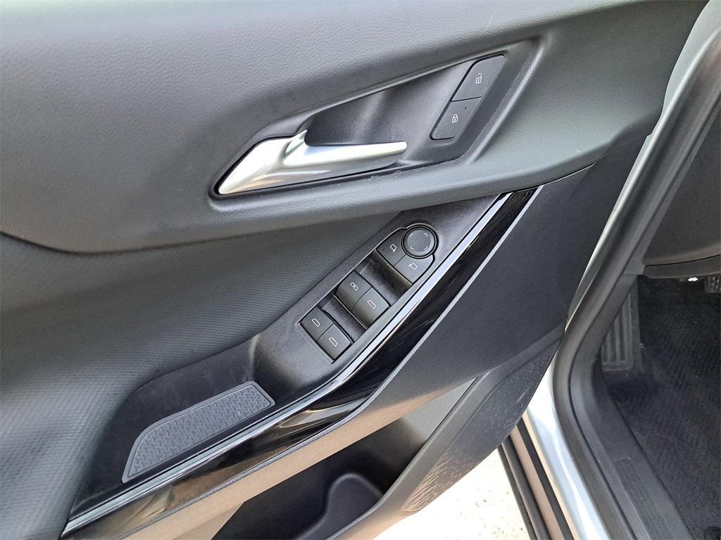 used 2025 Chevrolet Equinox car, priced at $23,099