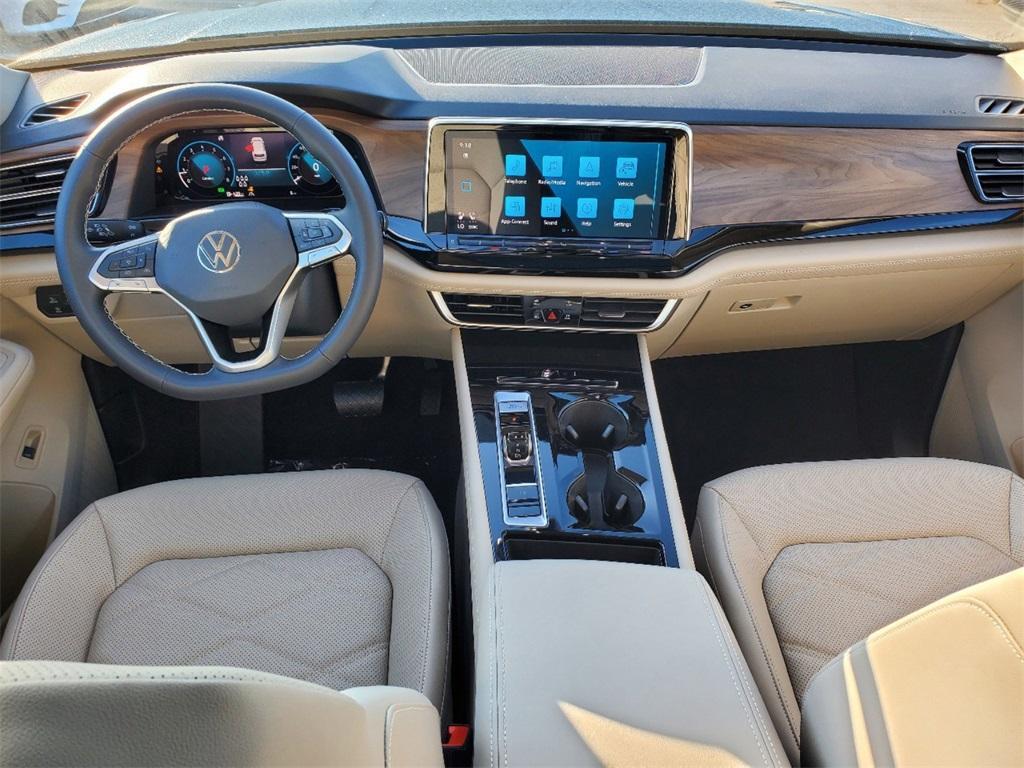 new 2025 Volkswagen Atlas car, priced at $40,813