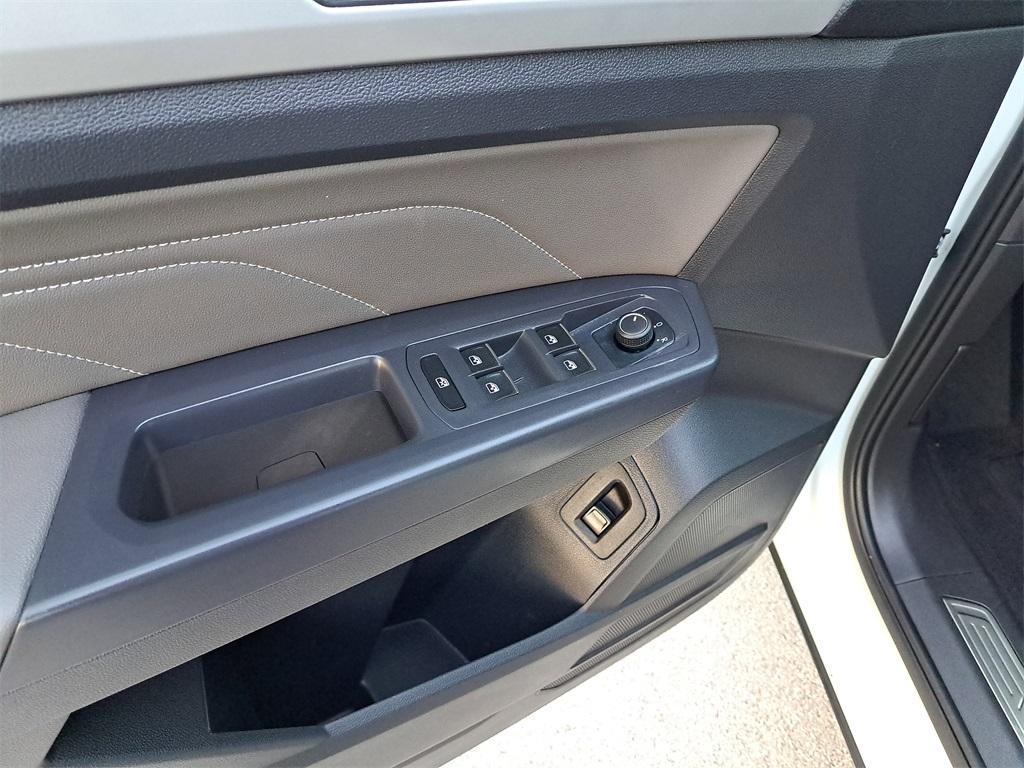 used 2021 Volkswagen Atlas car, priced at $22,704