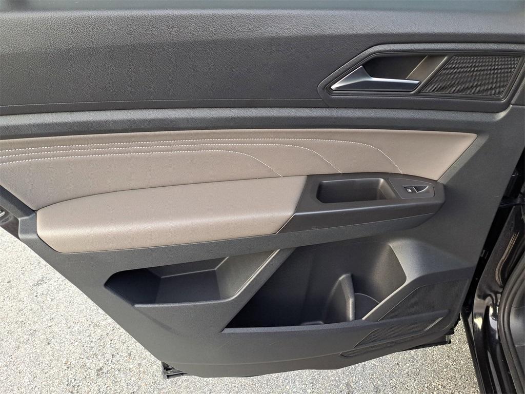 used 2022 Volkswagen Atlas Cross Sport car, priced at $24,858