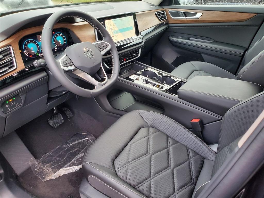 new 2025 Volkswagen Atlas car, priced at $42,096