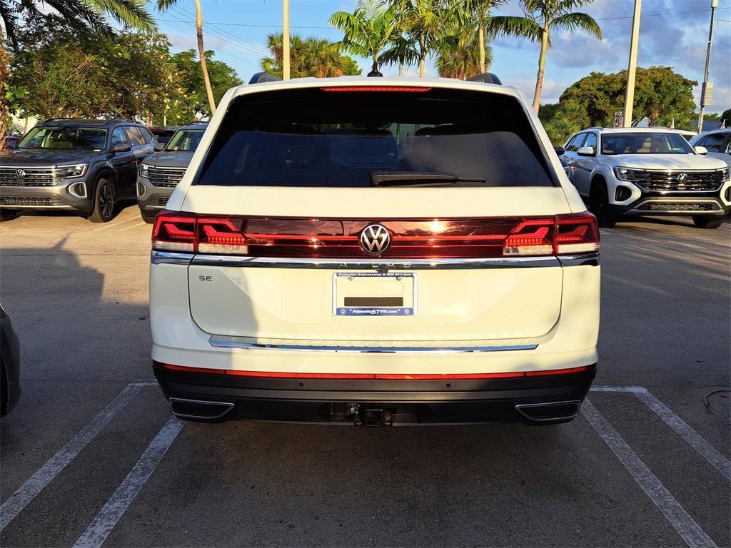 new 2025 Volkswagen Atlas car, priced at $42,096