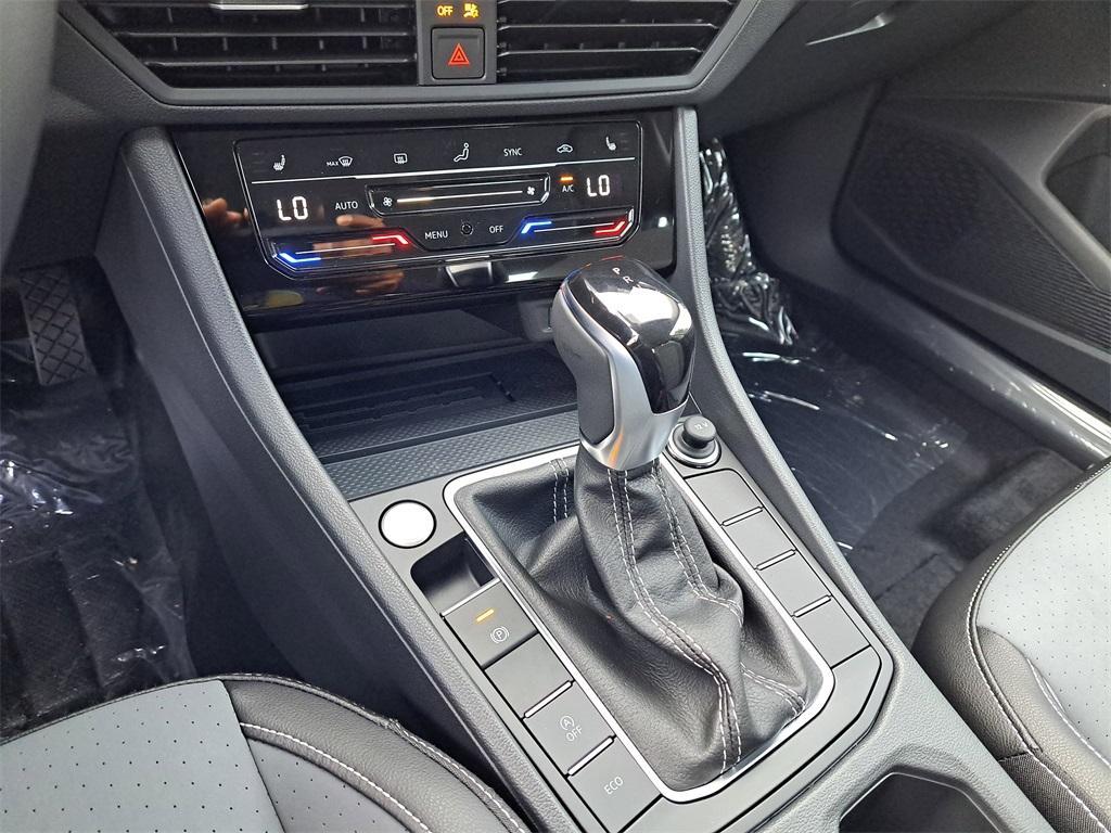 new 2025 Volkswagen Jetta car, priced at $25,944